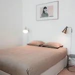 Aurora A Champel Avec Terrasse Apartamento *